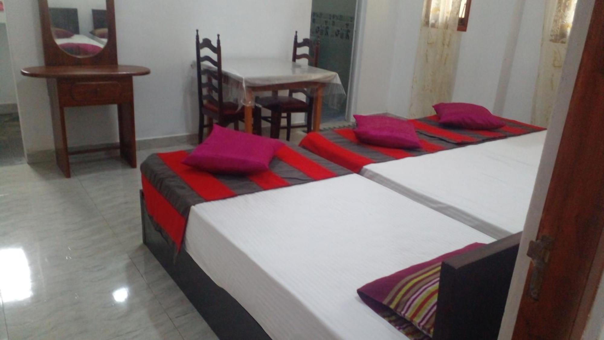 Star Home Stay Бентота Екстер'єр фото